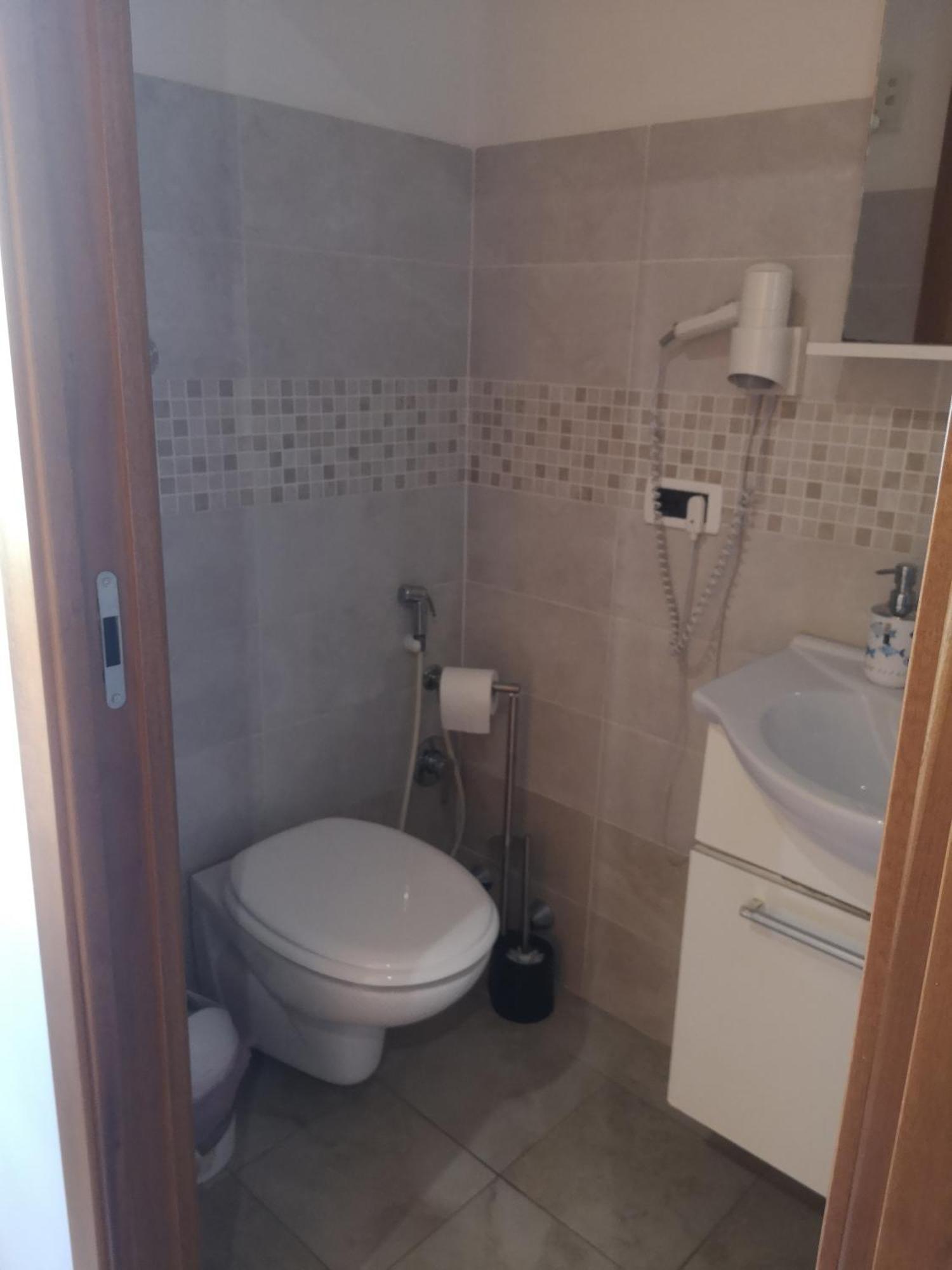 B&B Terracina Holiday Экстерьер фото